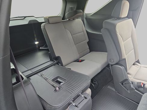 New 2026 Chevrolet Traverse LT w/ Midnight/Sport Edition AWD/4WD image 14