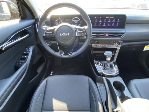 New 2026 Kia Seltos EX w/ EX Sunroof Package FWD image 11