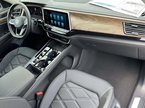 New 2026 Volkswagen Atlas SE AWD/4WD image 12