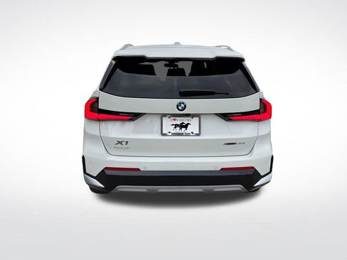 New 2026 BMW X1 xDrive28i w/ Technology Package AWD/4WD image 4