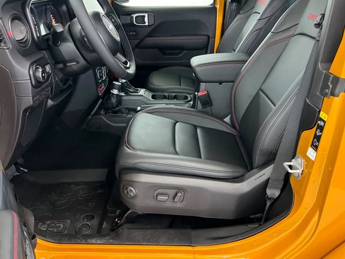 New 2026 Jeep Wrangler Rubicon AWD/4WD image 17