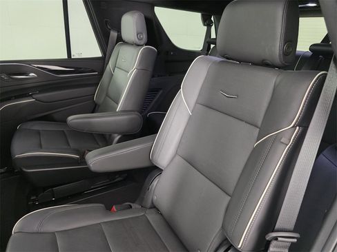 Used 2023 Cadillac Escalade Sport w/ Touring Package image 15