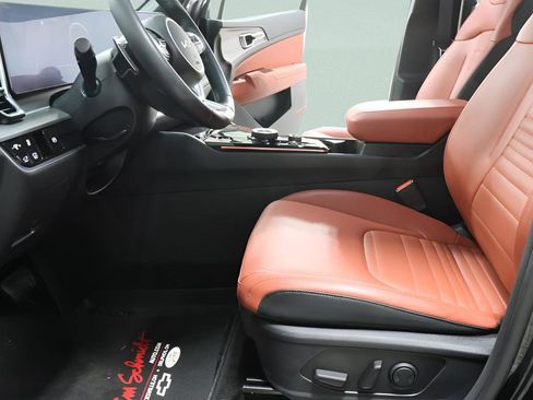 Used 2025 Kia Sportage SX Prestige image 21