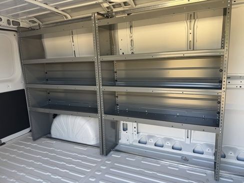 Used 2025 RAM ProMaster 2500 w/ Convenience Group image 14