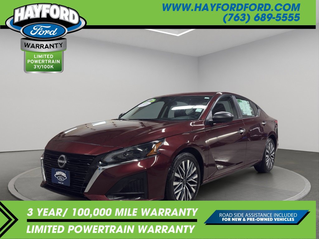 Used 2025 Nissan Altima 2.5 SV FWD image 1