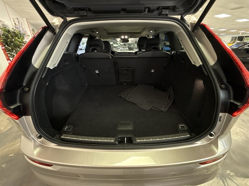 Used 2023 Volvo XC60 B5 Core AWD/4WD image 30