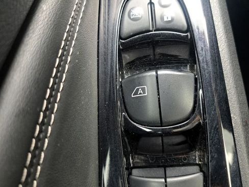 Used 2021 Nissan Altima 2.5 SV w/ SV Premium Package image 16