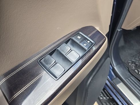 Used 2020 Lexus GX 460 Premium w/ Premium Package AWD/4WD image 33
