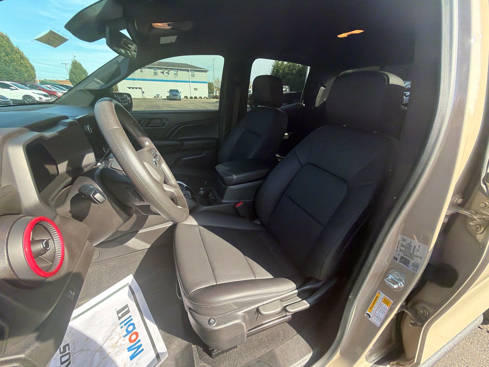 Used 2024 Chevrolet Colorado Trail Boss w/ LPO, Dark Essentials Package AWD/4WD image 22