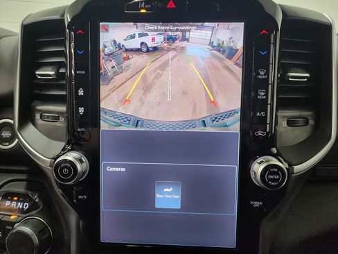 New 2026 RAM 1500 4x4 Crew Cab image 14