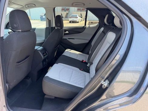Used 2019 Chevrolet Equinox LT image 8