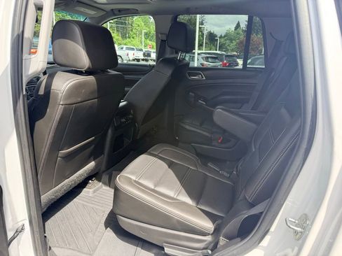 Used 2018 GMC Yukon Denali AWD/4WD image 13