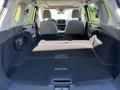 Certified 2023 Nissan Rogue SL w/ SL Premium Package AWD/4WD image 39