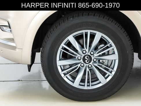 Used 2023 INFINITI QX80 Luxe w/ Cargo Package AWD/4WD image 5