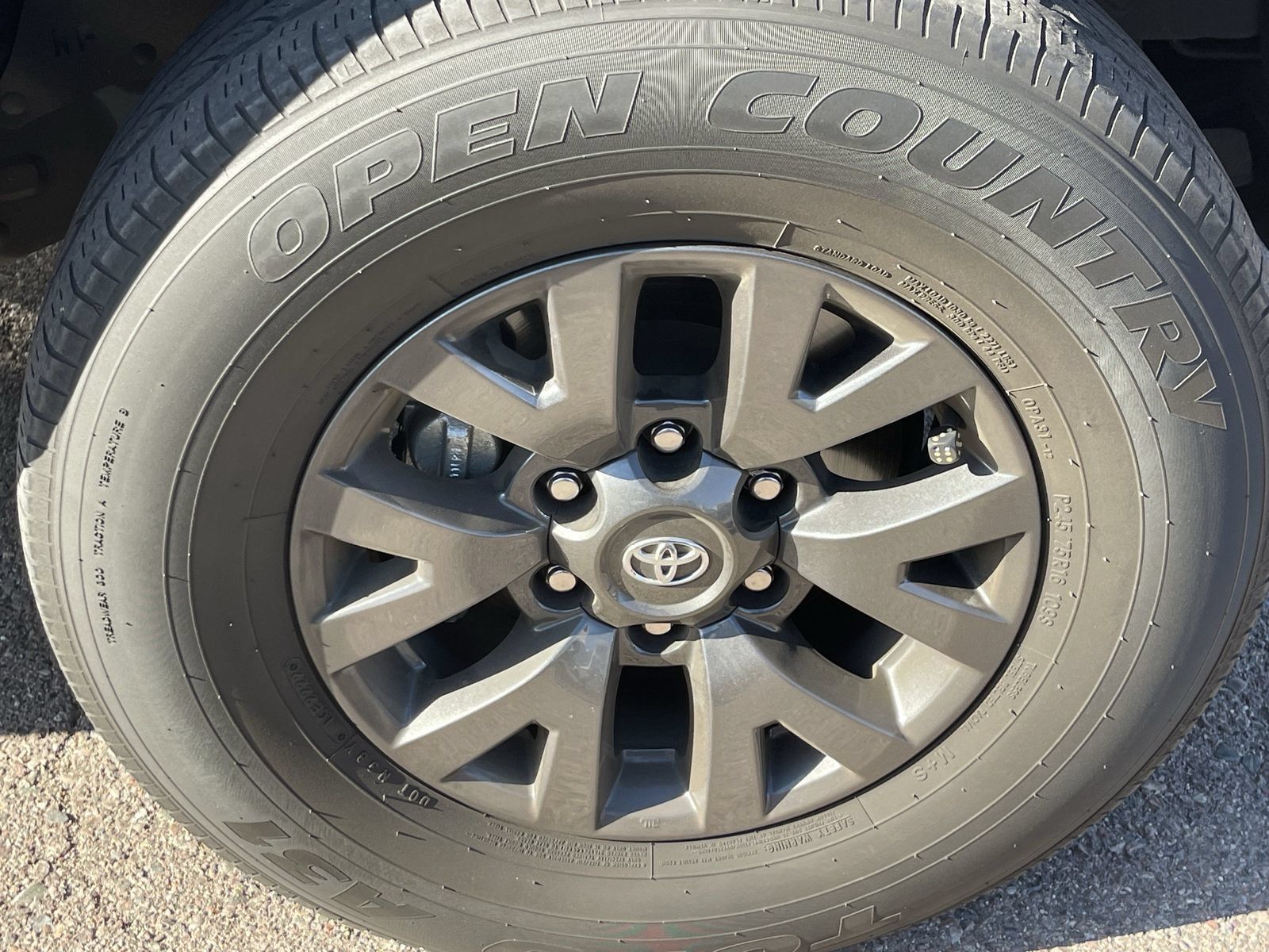 Used 2023 Toyota Tacoma SR5 RWD image 5