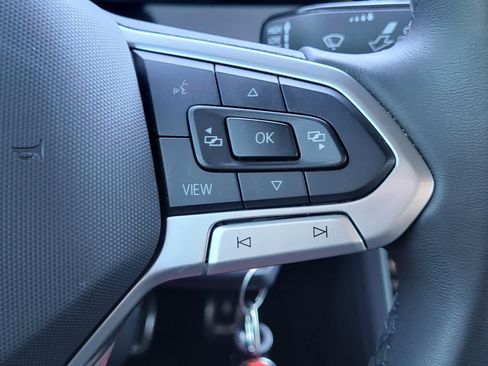 Used 2025 Volkswagen Jetta Sport FWD image 16