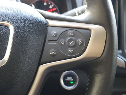 Used 2022 GMC Terrain Denali w/ Black Diamond Edition image 26