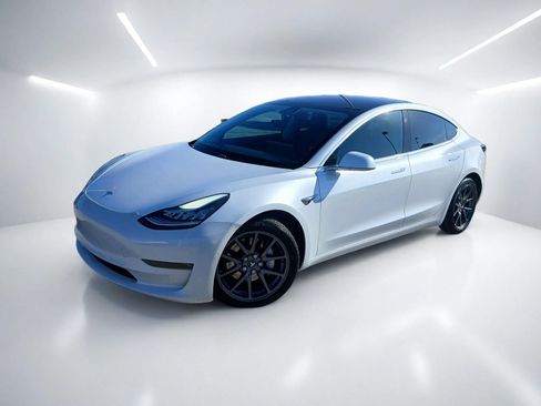 Used 2018 Tesla Model 3 Long Range AWD/4WD image 1