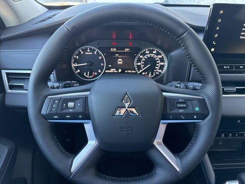 New 2026 Mitsubishi Outlander AWD image 20