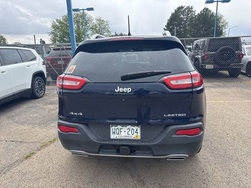 Used 2016 Jeep Cherokee Limited w/ Luxury Group AWD/4WD image 14