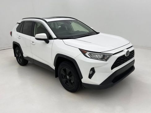 Used 2019 Toyota RAV4 XLE w/ All Weather Liner Package AWD/4WD image 2