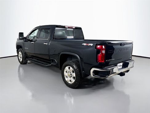 Used 2022 Chevrolet Silverado 2500 LTZ w/ LTZ Convenience Package image 7
