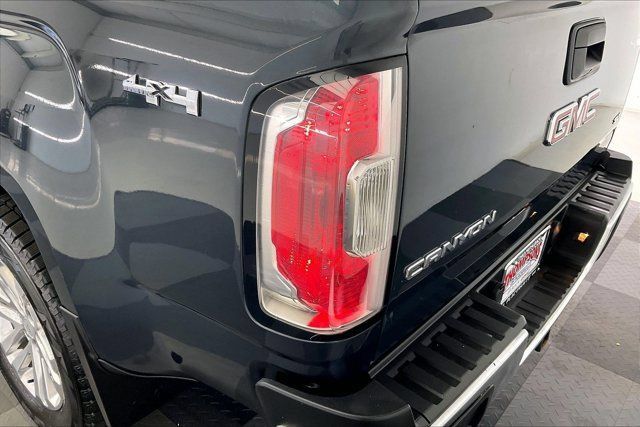 Used 2017 GMC Canyon SLT w/ Driver Alert Package AWD/4WD image 29