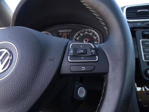 Used 2015 Volkswagen Eos Final Edition image 17