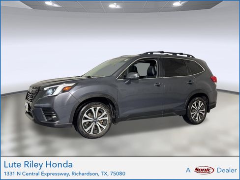 Used 2023 Subaru Forester Limited AWD/4WD image 1