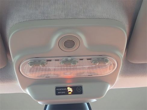 Used 2016 smart fortwo passion image 36