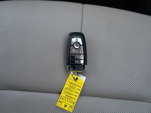 Used 2022 Lincoln Corsair Reserve w/ Equipment Group 201A image 29