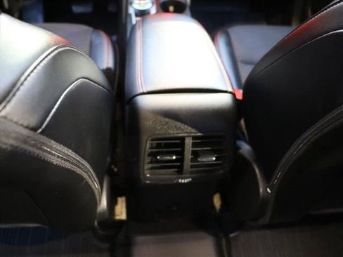 Used 2025 Ford Escape ST-Line Select image 16