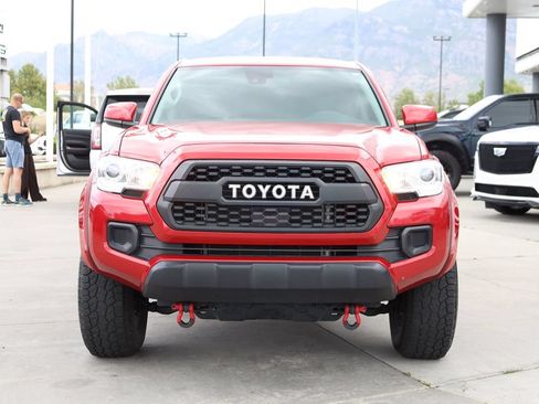 Used 2023 Toyota Tacoma SR AWD/4WD image 9