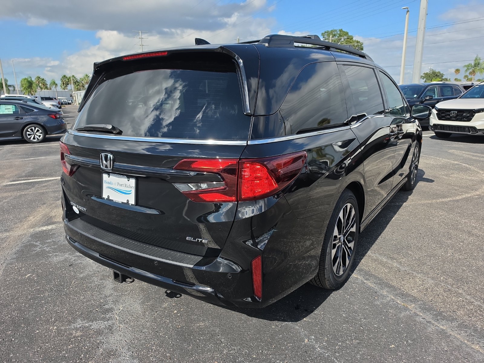 New 2026 Honda Odyssey Elite image 4