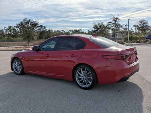Used 2022 Alfa Romeo Giulia Sprint image 7