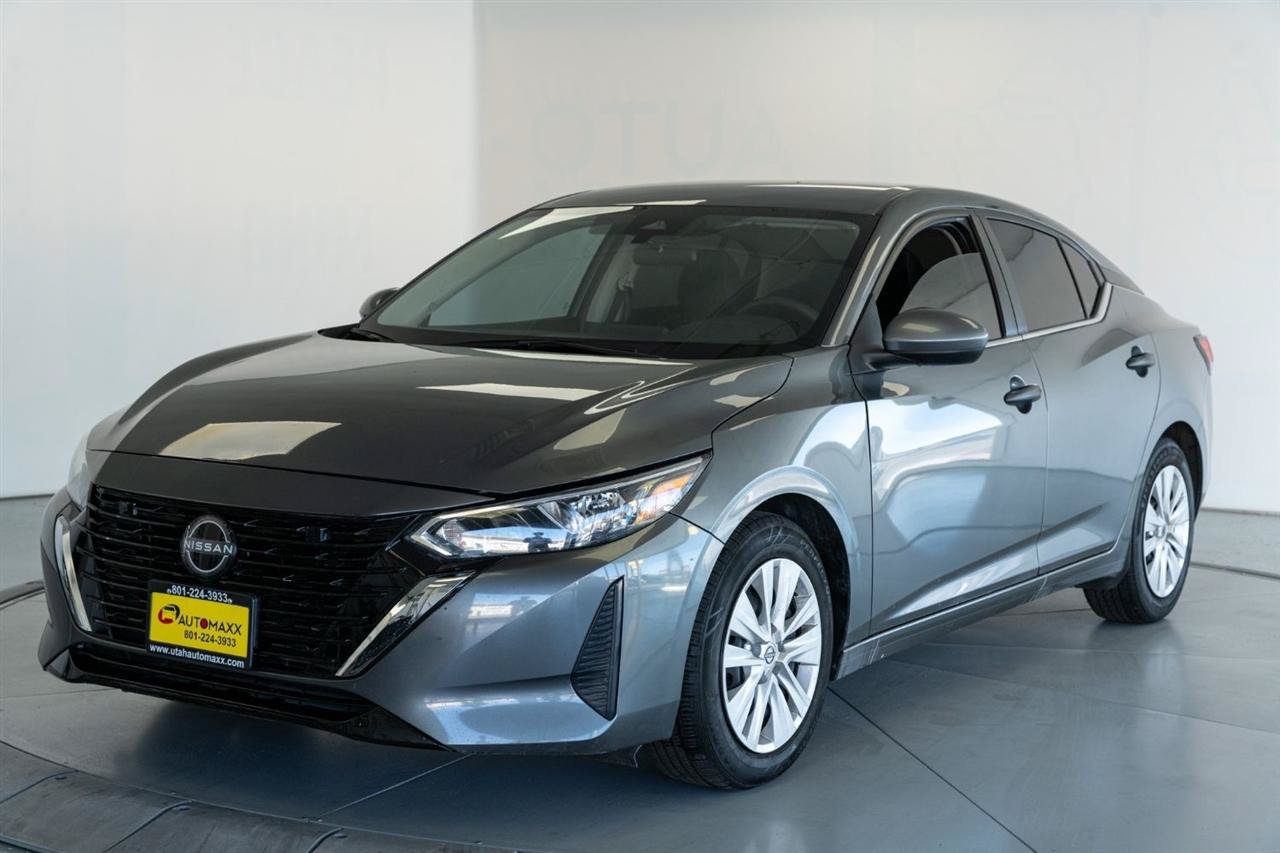 Used 2025 Nissan Sentra S FWD image 3