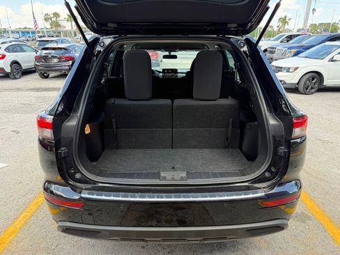 Used 2023 Mitsubishi Outlander ES image 7