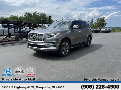 Used 2019 INFINITI QX80 Luxe AWD/4WD image 3