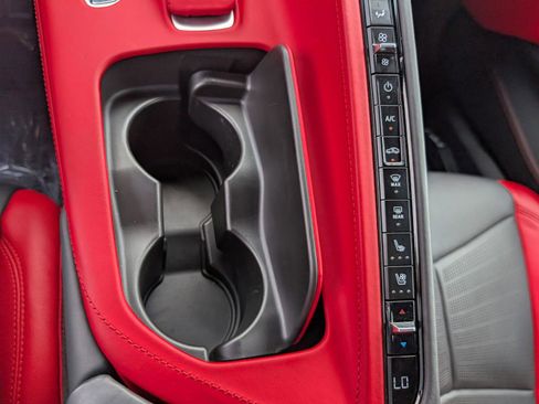 Used 2022 Chevrolet Corvette Stingray Premium Cpe w/ Z51 Performance Package image 24