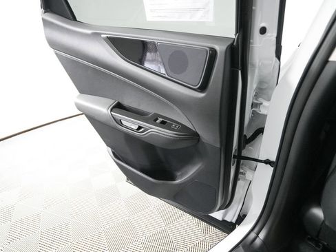 Certified 2025 Lexus NX 350 350h Base image 14