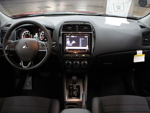 New 2026 Mitsubishi Outlander Sport SE image 19