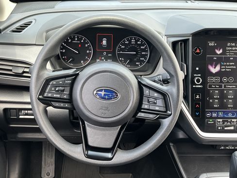 Used 2025 Subaru Crosstrek 2.5i Premium AWD/4WD image 10