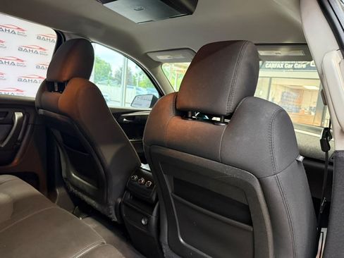 Used 2012 Chevrolet Traverse LT FWD image 43
