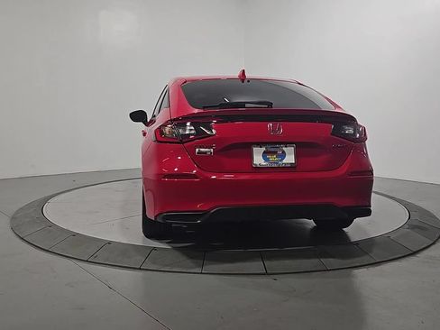 Used 2025 Honda Civic Sport image 4