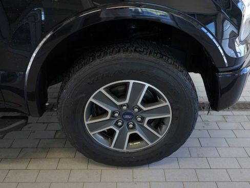 Used 2016 Ford F150 XLT w/ Equipment Group 302A Luxury AWD/4WD image 16