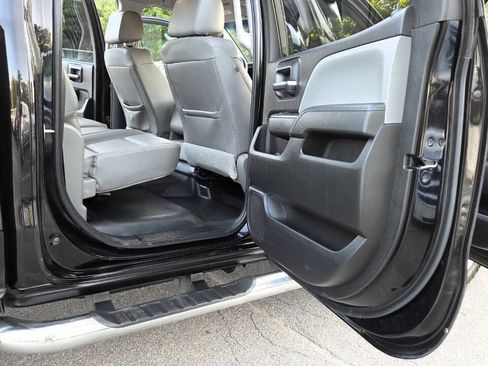 Used 2019 Chevrolet Silverado 2500 W/T w/ Snow Plow Prep Package AWD/4WD image 41
