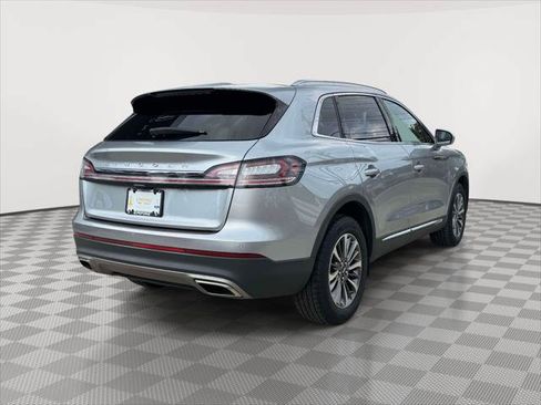 Used 2022 Lincoln Nautilus Reserve w/ Cargo Utility Package AWD/4WD image 7