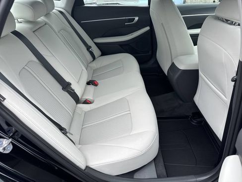 New 2026 Hyundai Sonata SEL FWD image 17