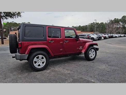 Used 2011 Jeep Wrangler Unlimited Sahara w/ Dual Top Group image 33