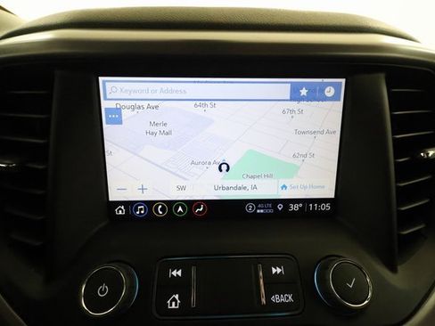 Used 2023 GMC Acadia AT4 w/ Technology Package image 17